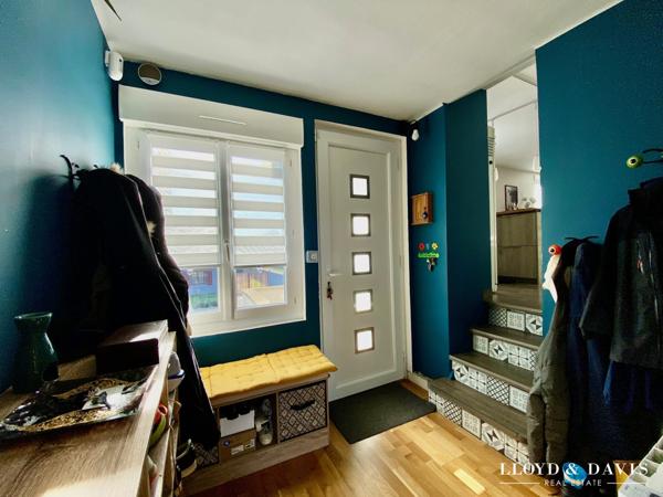 Immeuble · Restaurant 150 m² + Appartement Rénové · Centre-Bourg · 10 min de Nantes — Thouaré-sur-Loire