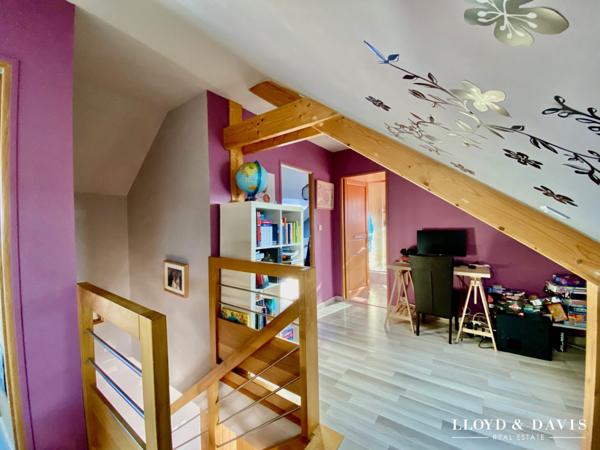 Immeuble · Restaurant 150 m² + Appartement Rénové · Centre-Bourg · 10 min de Nantes — Thouaré-sur-Loire