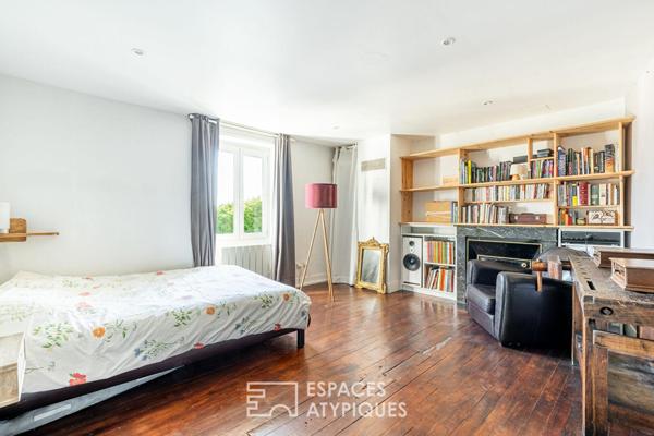 Maison avec terrasse, cour et piscine au coeur du Beaujolais