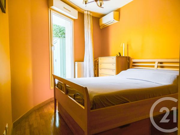 Appartement F4 à vendre  4 pièces - 87 m2 LYON - 69007