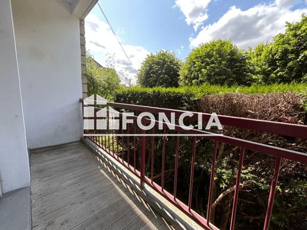 Location Appartement 3 pièces 75.92 m² - 27 RUE DE LE PECHERIE Meriel 95630