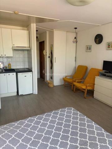 Location                                                      Studio
                        
                     1 pièces                      26 m2                     à Digne-les-Bains