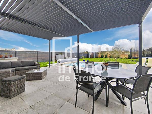 Maison contemporaine 121 m² - 4 chambres - Piscine - Terrain 721 m²