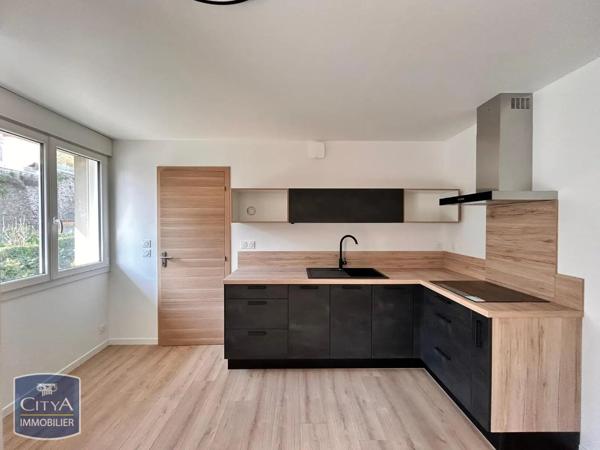 Appartement à louer 1 pièce 29.3m² Laval (53000)
