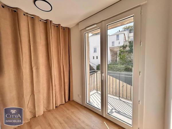 Appartement à louer 1 pièce 29.3m² Laval (53000)