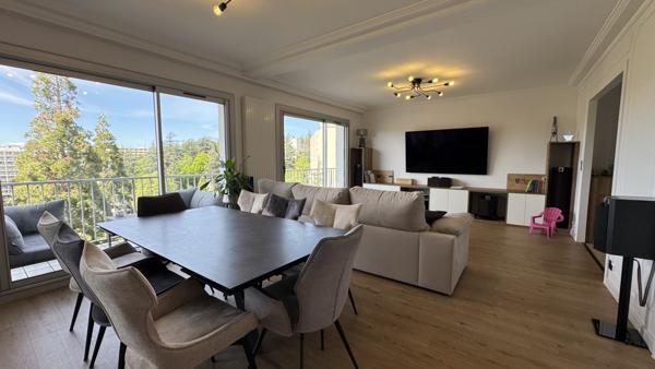 Saint-Étienne (42100) Magnifique appartement de standing de 145,81m2 avec extérieur
