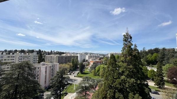 Saint-Étienne (42100) Magnifique appartement de standing de 145,81m2 avec extérieur