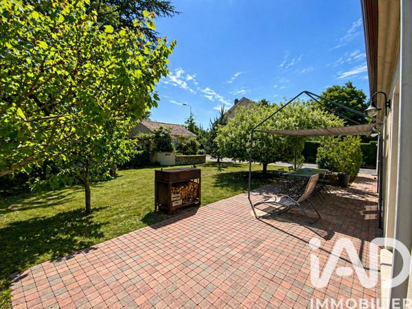 Maison à vendre 4 pièces 106 m² Saint-Pierre-lès-Nemours