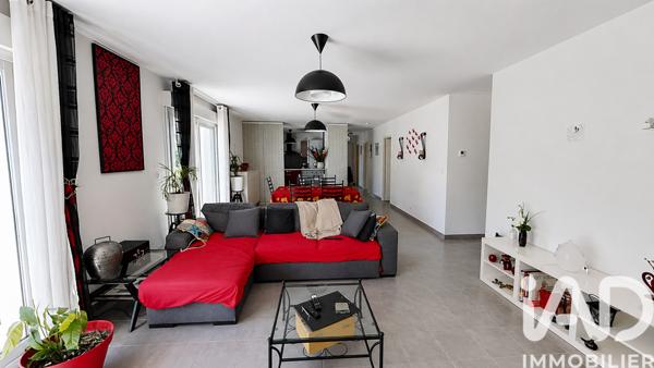 Maison à vendre 4 pièces 106 m² Saint-Pierre-lès-Nemours