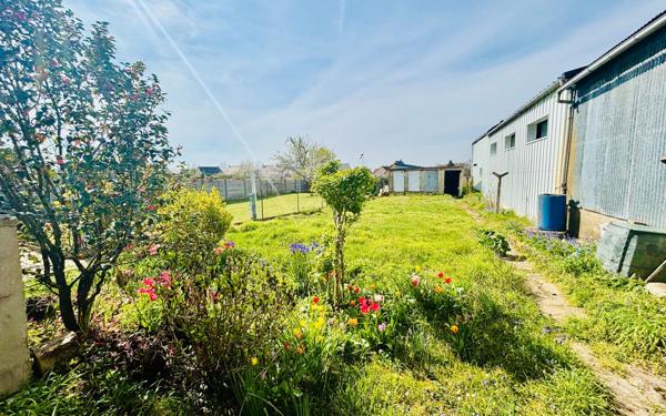 Maison à vendre    4 pièces •  Neuville-sur-Sarthe