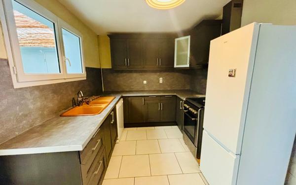 Maison à vendre    4 pièces •  Neuville-sur-Sarthe