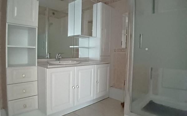 Appartement à vendre    3 pièces • 79,32 m2 Puilboreau