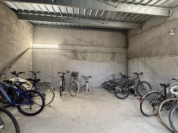 Aytré (17440) Charmant studio avec balcon et parking – Aytré