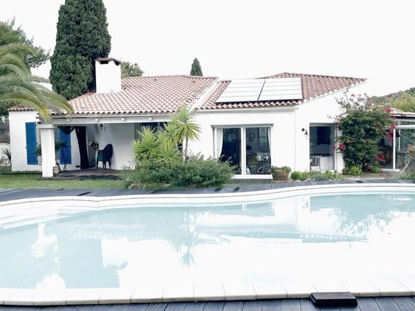 Calvi (20260) Propriété familiale - 183 M² - 4/5 chambres - Piscine - Vue montagne