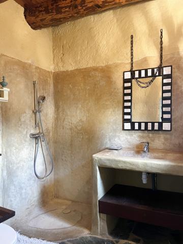 Calvi (20260) Propriété familiale - 183 M² - 4/5 chambres - Piscine - Vue montagne