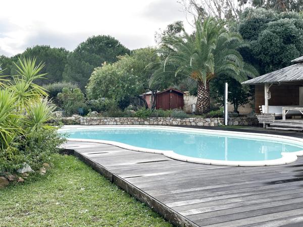 Calvi (20260) Propriété familiale - 183 M² - 4/5 chambres - Piscine - Vue montagne