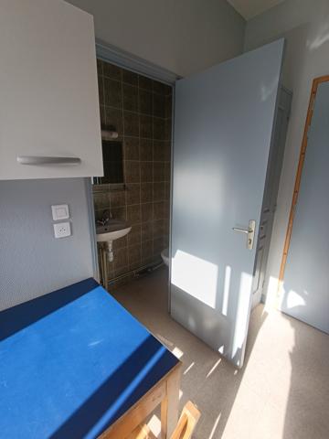 Studio meublé n°28 – 12,70 m² – 2ᵉ étage, Saint-Nazaire