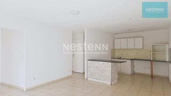 Appartement T3 avec terrasse et stationnement à Saint Maximin la Sainte Baume