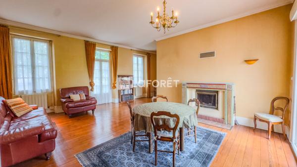 Achat maison près de NERAC - 7 pièce(s) - 240 m² - 399 000 €