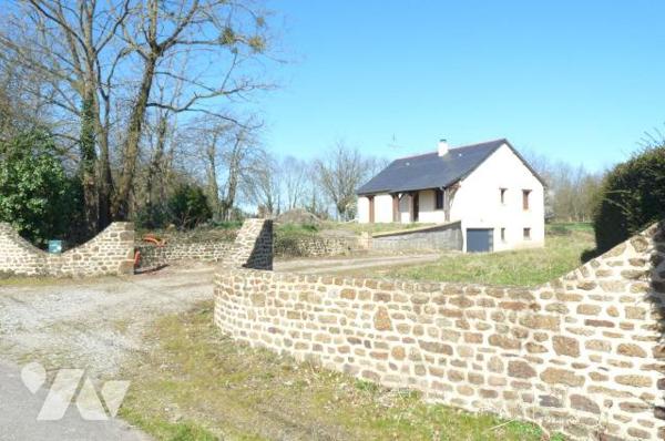 A vendre à Ambrières les vallées(53), un pavillon sur sous-sol comprenant une cuisine aménagée ...