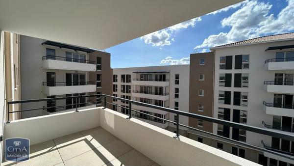 Appartement à louer 2 pièces 41.29m² Fréjus (83600)
