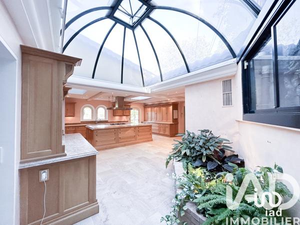 Maison à vendre 9 pièces 380 m² Cogolin