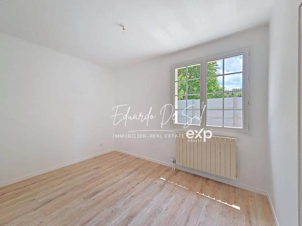 Maison plain-pied totalement rénovée de 108m², 3 chambres, au calme et classée B au DPE