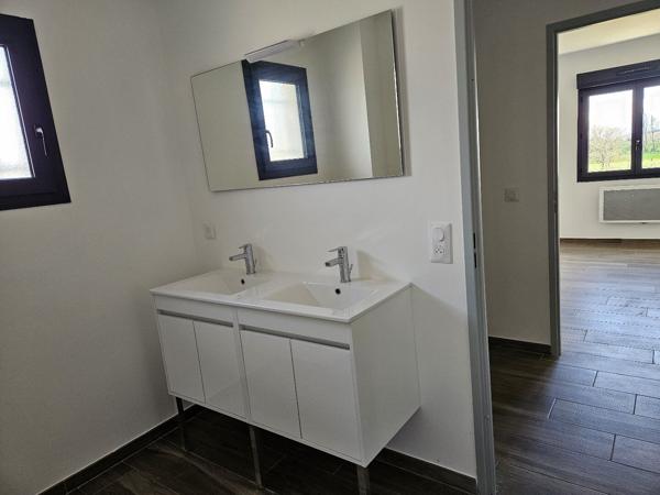 Villa neuve T6 avec garage et grand jardin Lasbordes