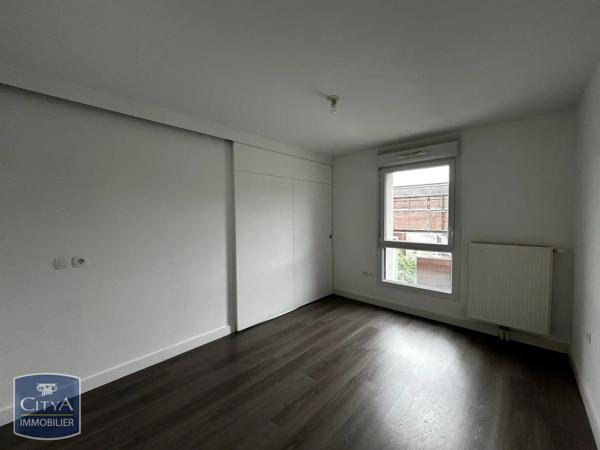 Appartement à louer 2 pièces 43.2m² Lille (59000)