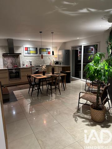 Maison à vendre 7 pièces 180 m² Reims