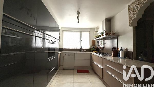 Maison à vendre 7 pièces 180 m² Reims