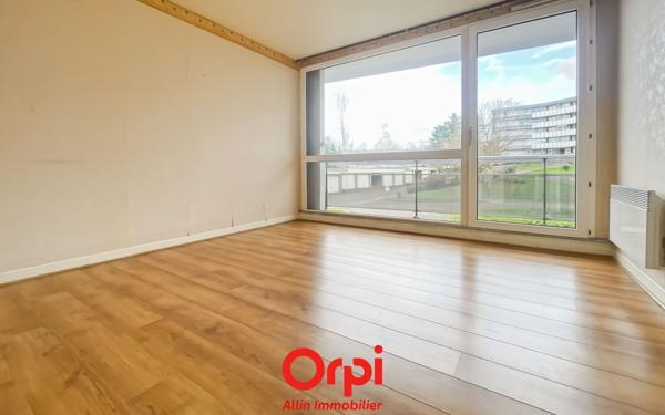 Appartement à vendre    2 pièces • 63,29 m2 Montluçon
