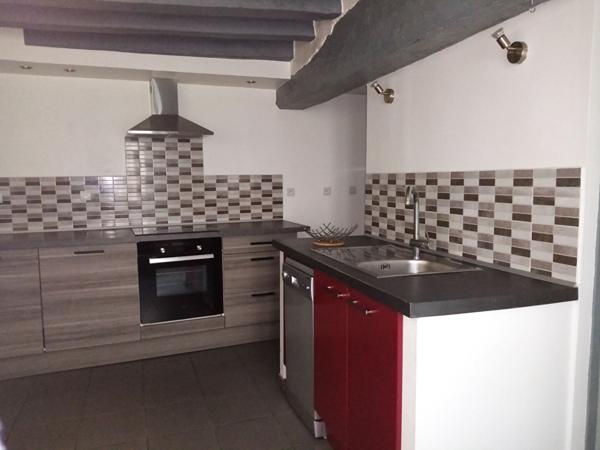MAISON MEUBLEE - ST GERMAIN-DES-PRES 3 pièce(s) 94 m2