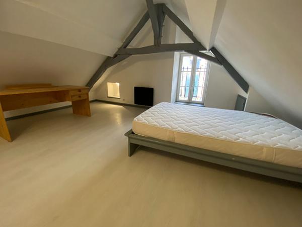 MAISON MEUBLEE - ST GERMAIN-DES-PRES 3 pièce(s) 94 m2