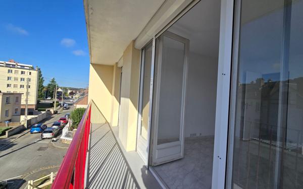 Appartement à vendre    3 pièces • 54 m2 Évreux