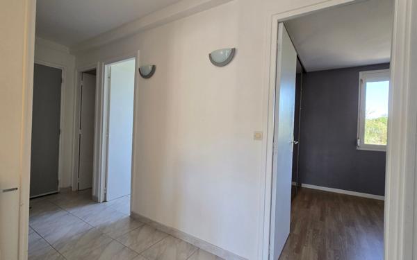 Appartement à vendre    3 pièces • 54 m2 Évreux