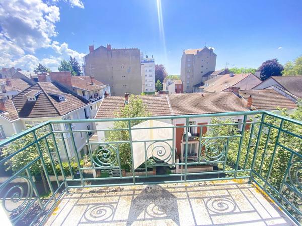 03200 VICHY - APPARTEMENT- QUARTIER DE FRANCE 3 PIÈCES  AVEC DEUX BALCONS -ET CAVE
