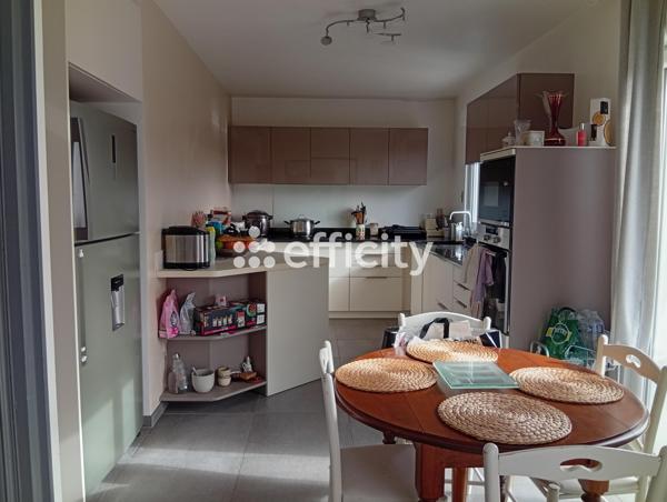 Maison 10 pièces - 217 m²