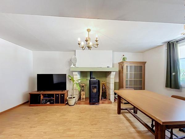 Immeuble - 2 appartements - DAON
