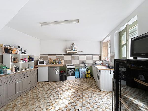 Immeuble - 2 appartements - DAON