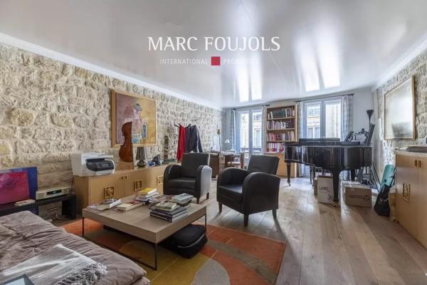 Paris VI Jardin du Luxembourg – maison de ville édifiée sur 5 niveaux avec ascenseur et piscine
