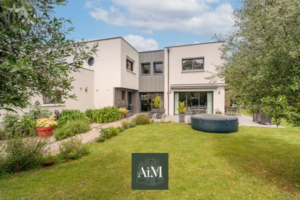 Maison contemporaine à vendre à Arradon – Proche bourg et Golfe du Morbihan, 4 chambres, jardin clos 570 m²