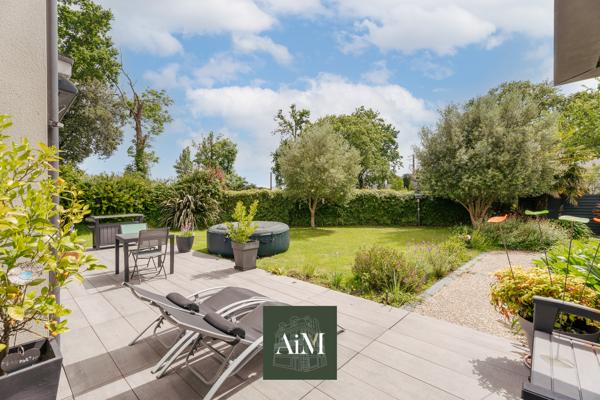 Maison contemporaine à vendre à Arradon – Proche bourg et Golfe du Morbihan, 4 chambres, jardin clos 570 m²