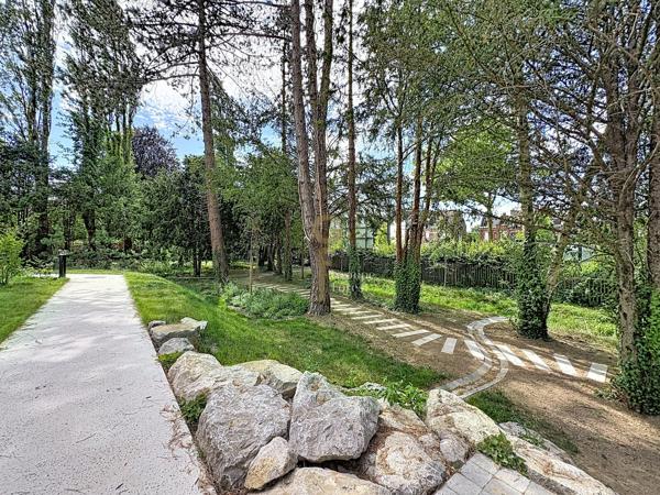 T3 contemporain avec terrasse, jardin et prestations premium à Croix