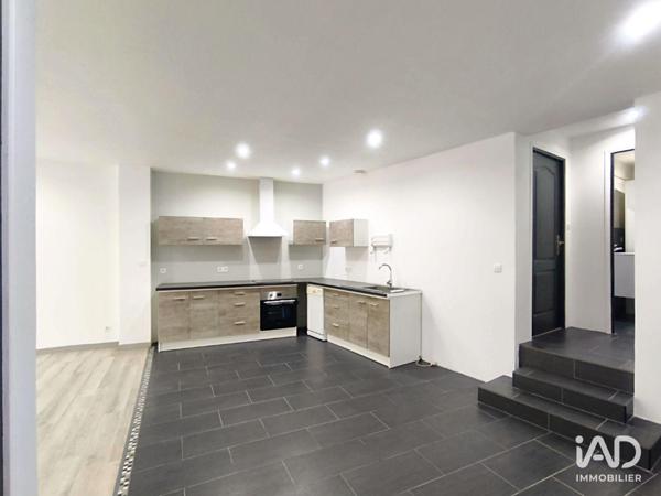 Immeuble à vendre 10 pièces 300 m² Thézan-lès-Béziers