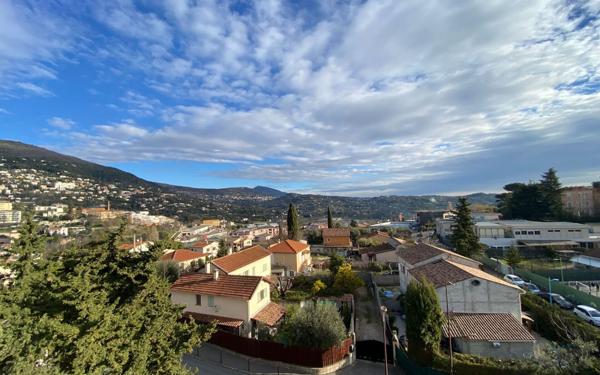 Appartement à vendre    3 pièces • 56,08 m2 Grasse