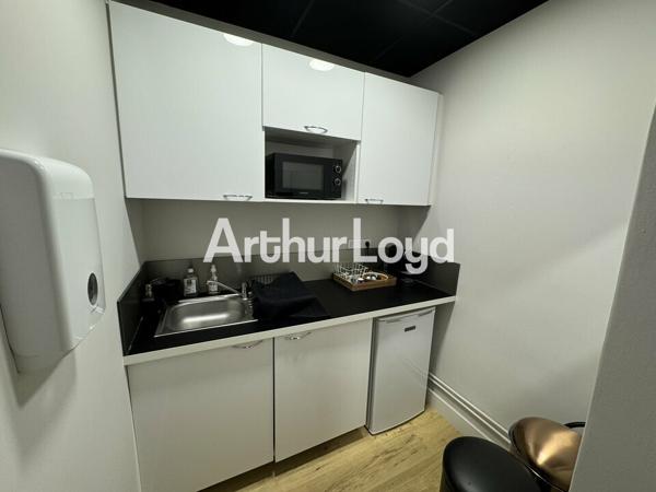 TOURS HYPER CENTRE BUREAUX A LOUER 79 M² PARKING