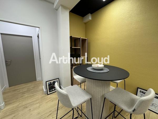 TOURS HYPER CENTRE BUREAUX A LOUER 79 M² PARKING