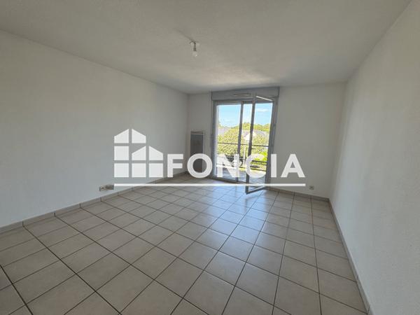 Location Appartement 2 pièces 41.74 m² - 4 PLACE DE L'EUROPE La Riche 37520