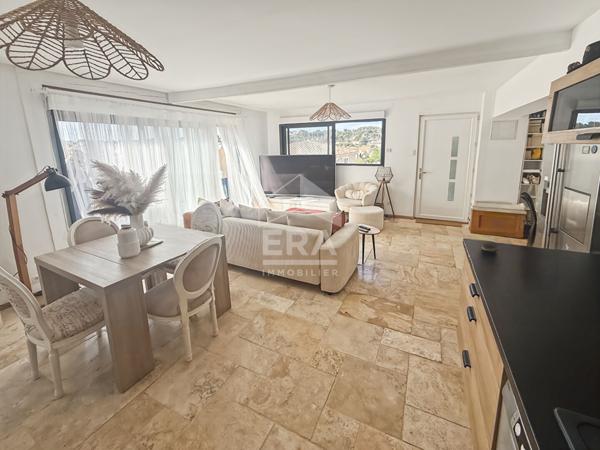 Les Pennes Mirabeau - Maison de plain pied T3+T2 de 143m2 sur parcelle avec piscine de 800m2